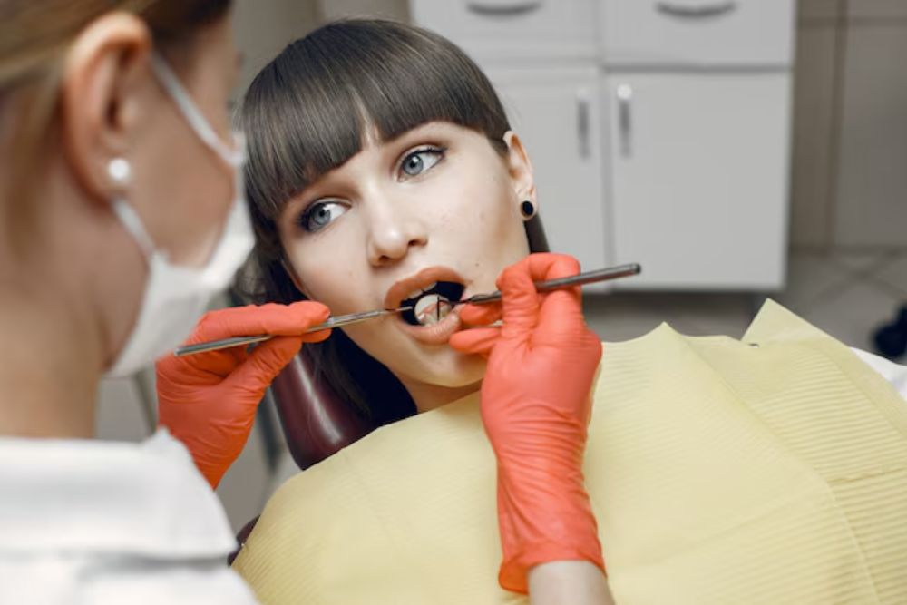 curodont repair treatment for early tooth decay